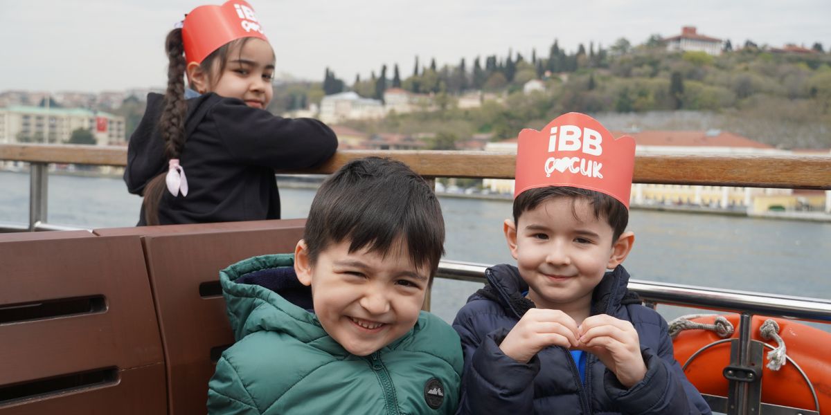 ŞEHİR HATLARI 23 NİSAN’I BOĞAZ TURUYLA KUTLADI